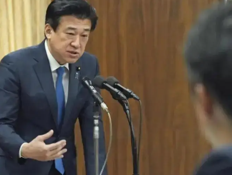 日本内阁官房长官：日美将就汇率问题密切协调