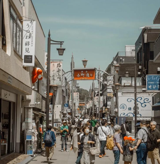 日本旅游相关股票下挫 资生堂重挫11%